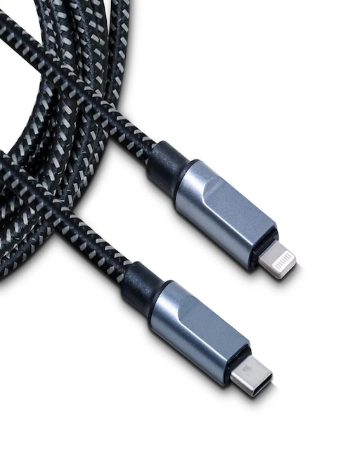 BLACK+DECKER Cable USB C Black+Decker a tipo lightning de 2 m