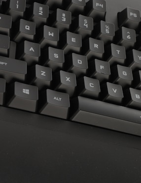 Teclado gamer conexión alámbrica Logitech G213 Prodigy