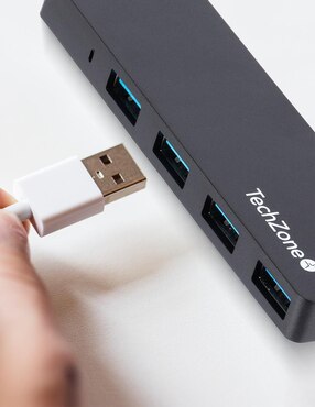 Hub Techzone TZACHB01 de 4 puertos usb
