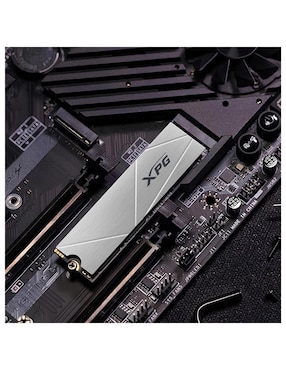 Unidad SSD Xpg capacidad 2 TB