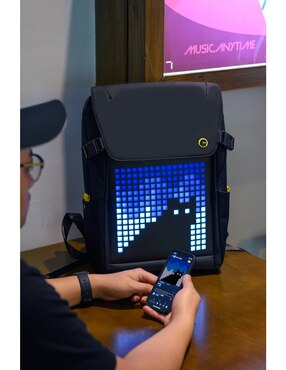 Mochila con pantalla Led casual Divoom impermeable unisex