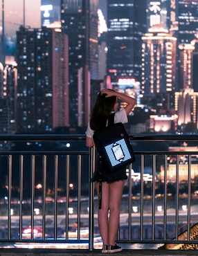 Mochila con pantalla Led casual Divoom impermeable unisex