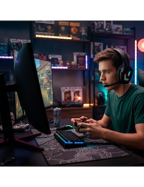 Audífonos gamer Over-Ear Basher BASH-4208 alámbrica