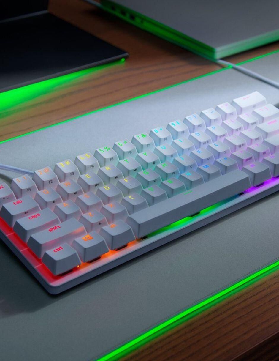 Teclado gamer conexión alámbrica RZ03-03390400-R3M1 3