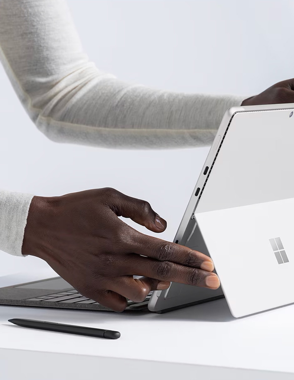 Teclado Cover Surface Pro 10
