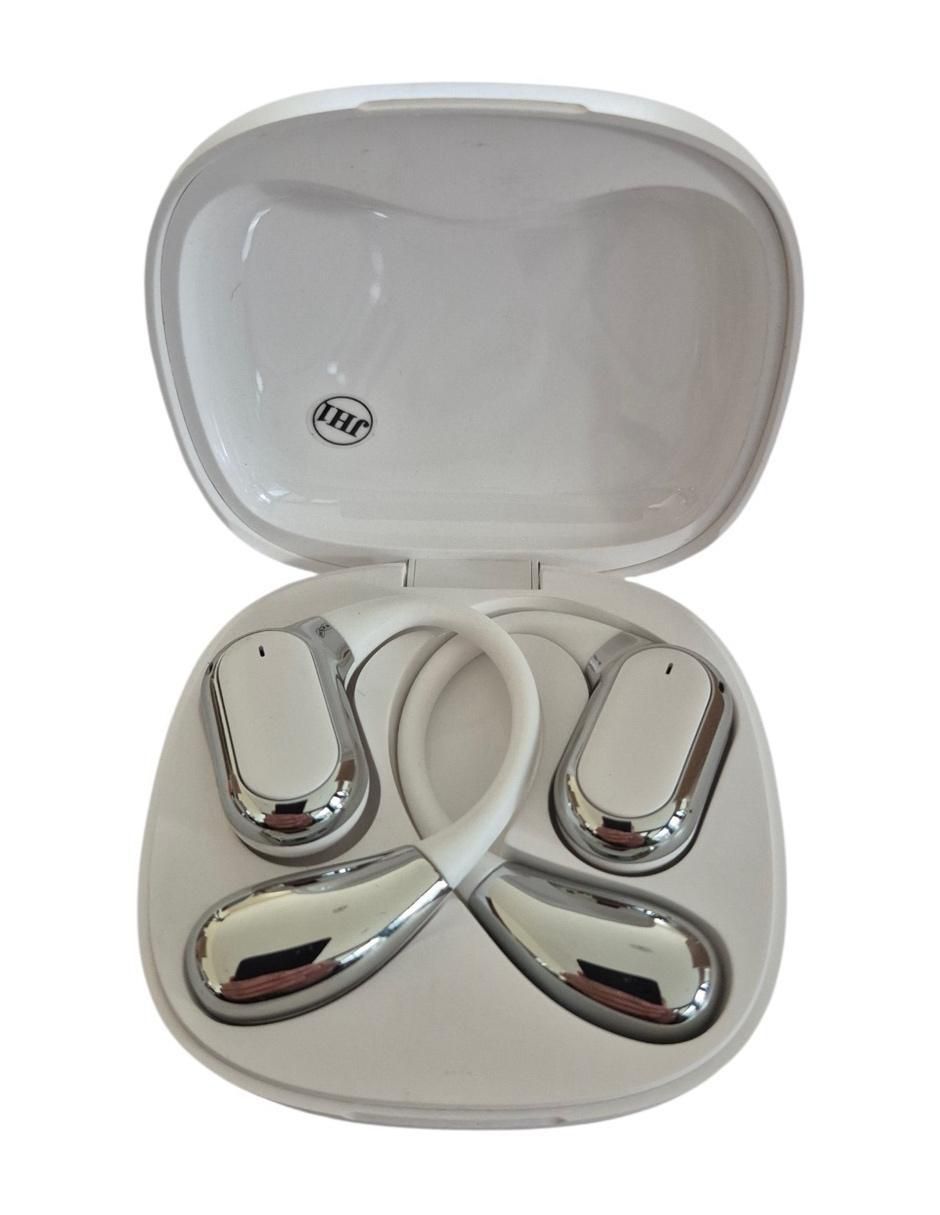 Audífonos in-ear Q18 inalámbricos con cancelación de ruido Audífonos in-ear Q18 inalámbricos con cancelación de ruido