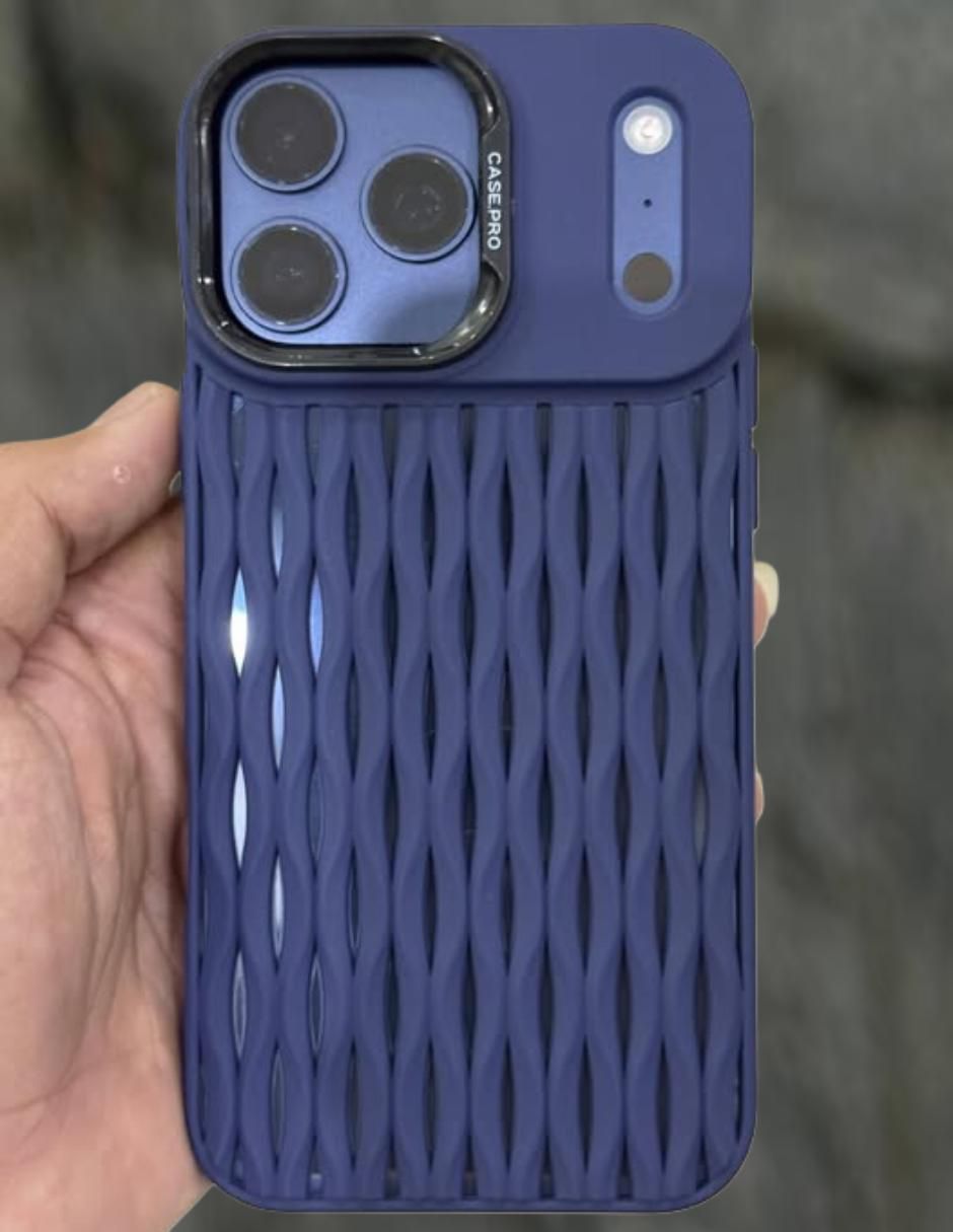Funda para Iphone 17 Pro Max de silicón 3